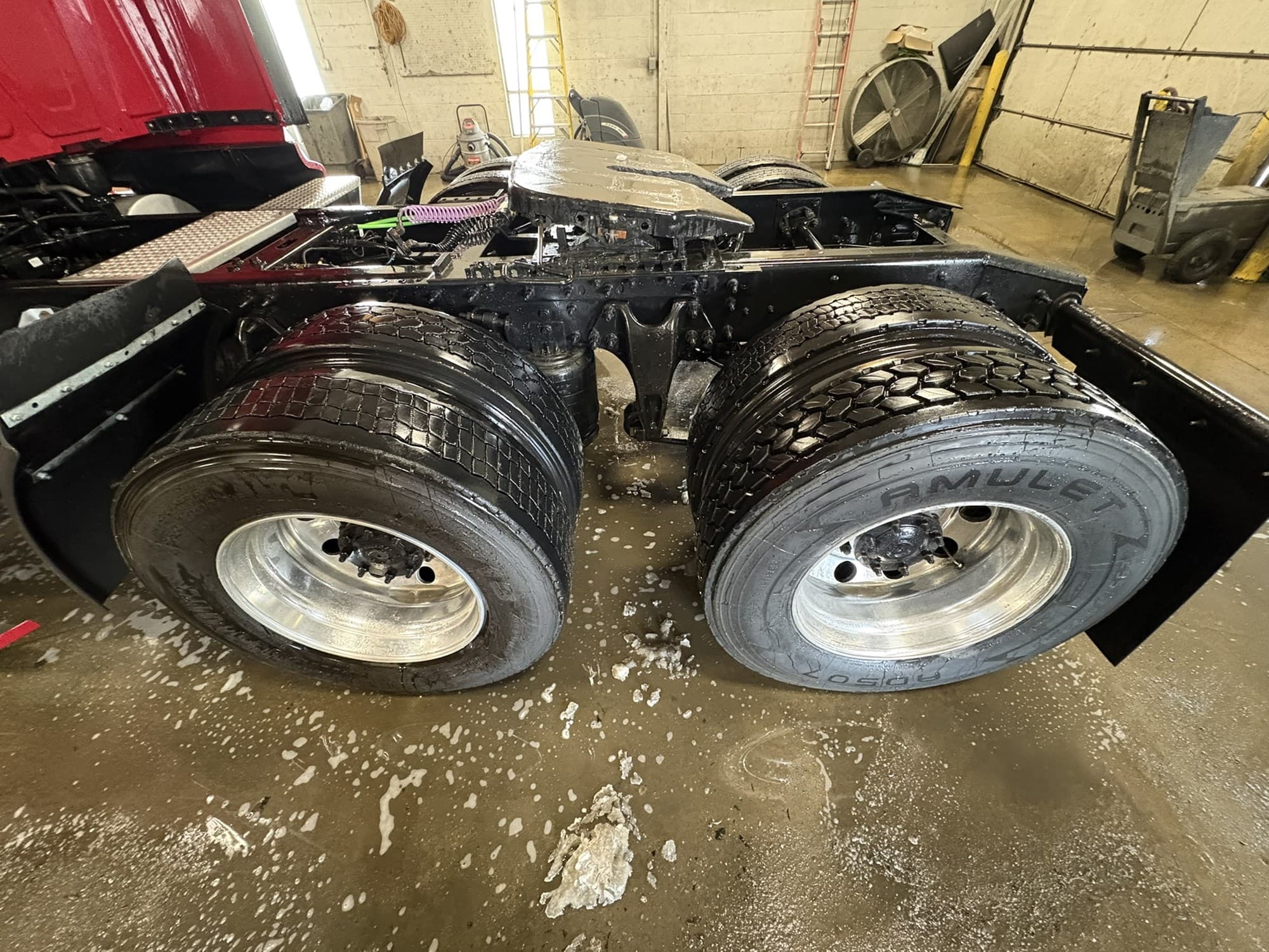 2021 International LT — photo 4