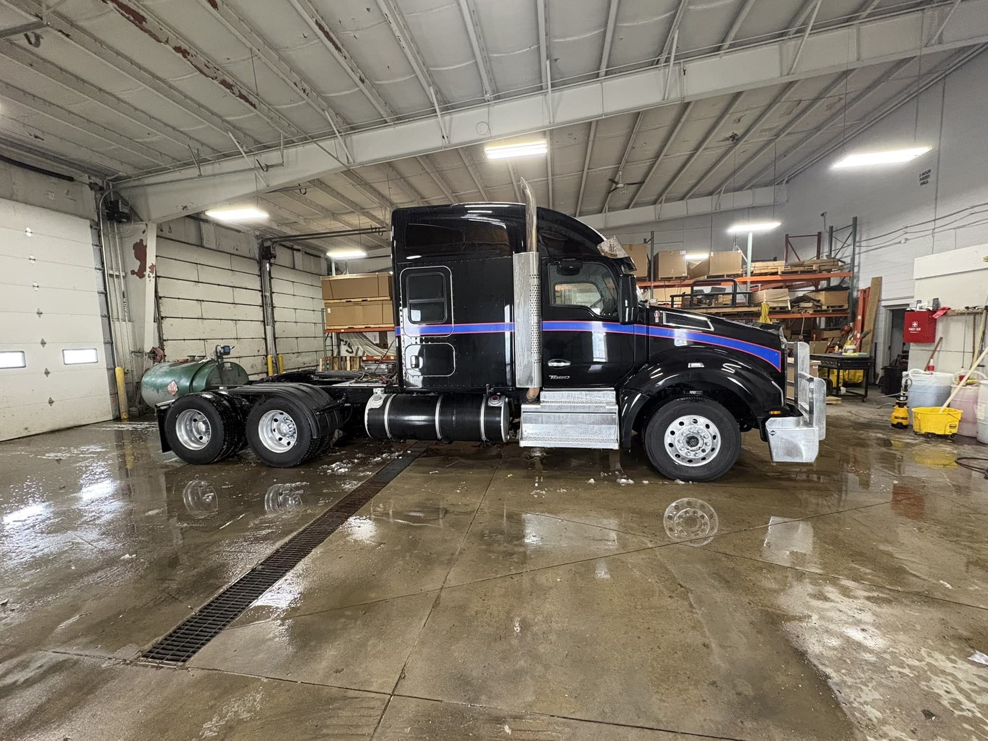 2023 Kenworth T880 — photo 5