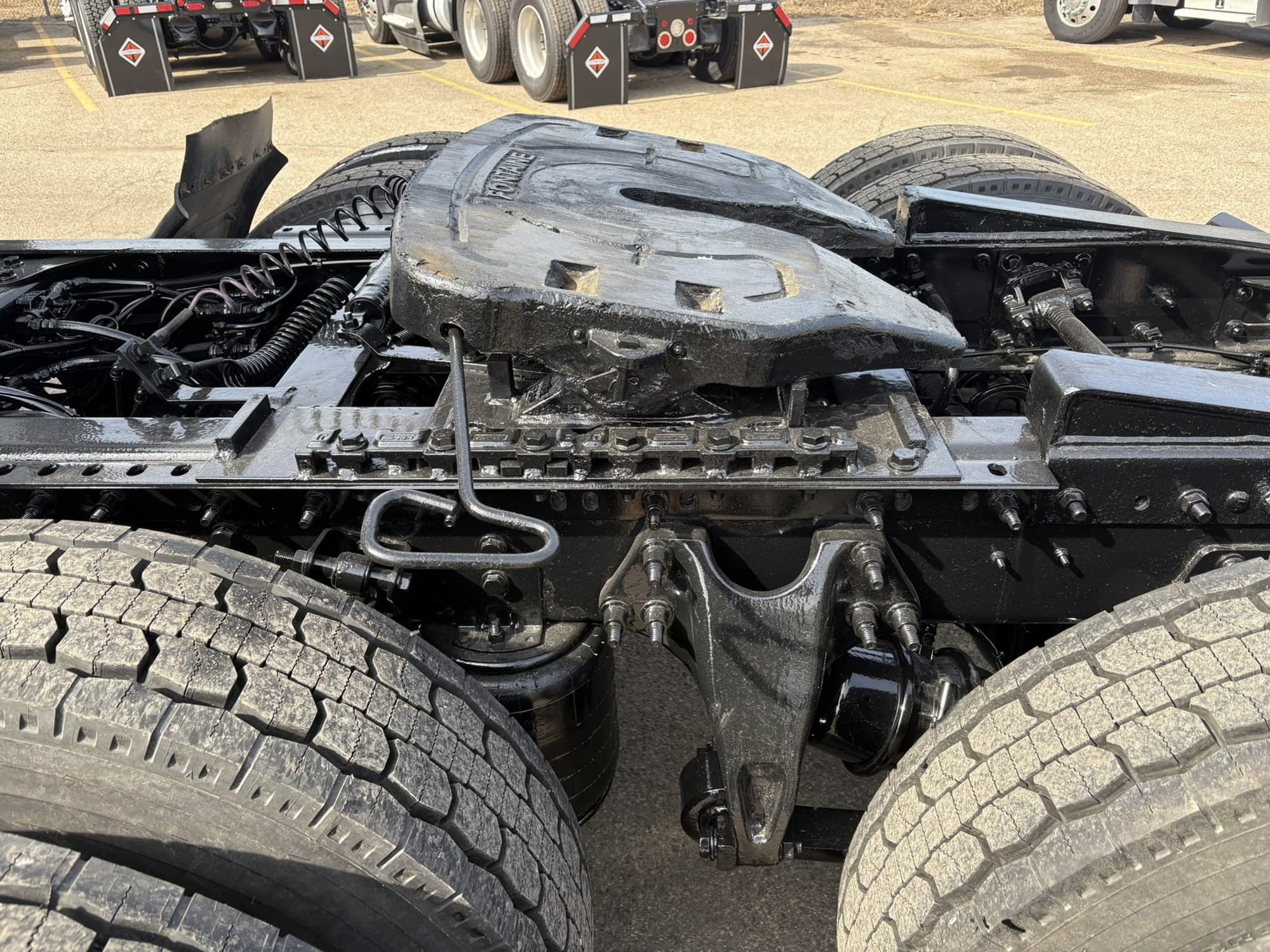 2021 International LT — photo 8