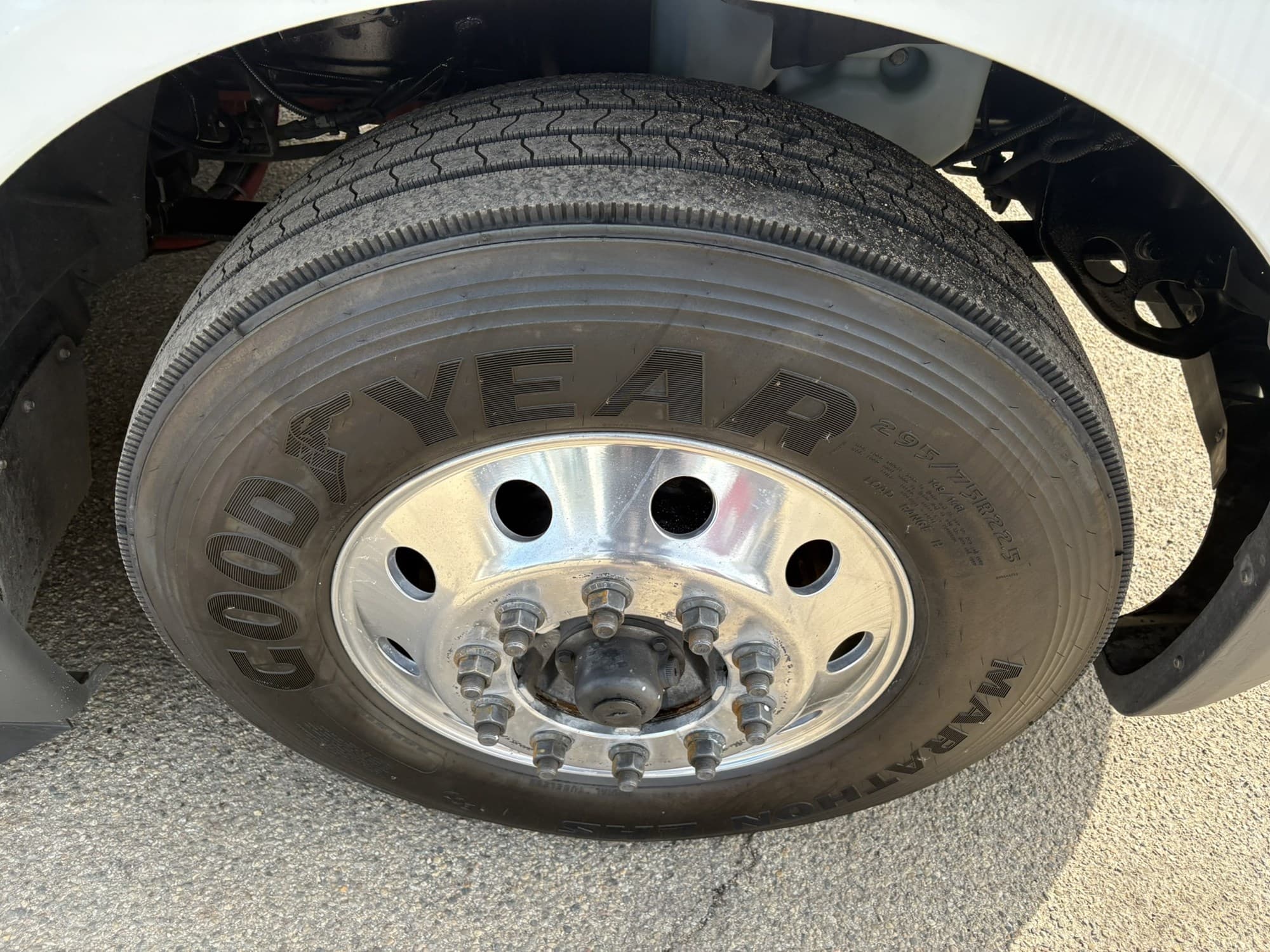 2021 International LT — photo 9