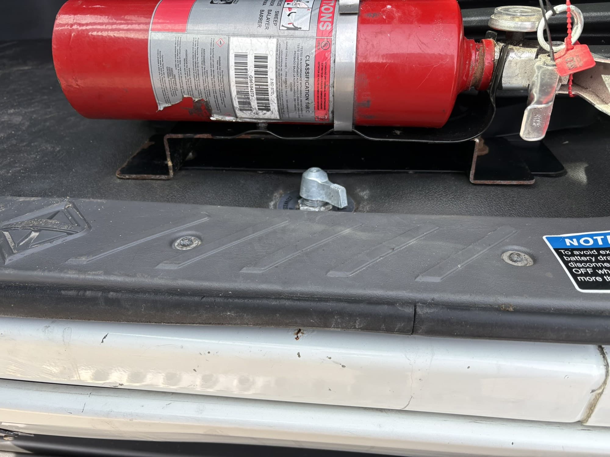 2021 International LT — photo 16