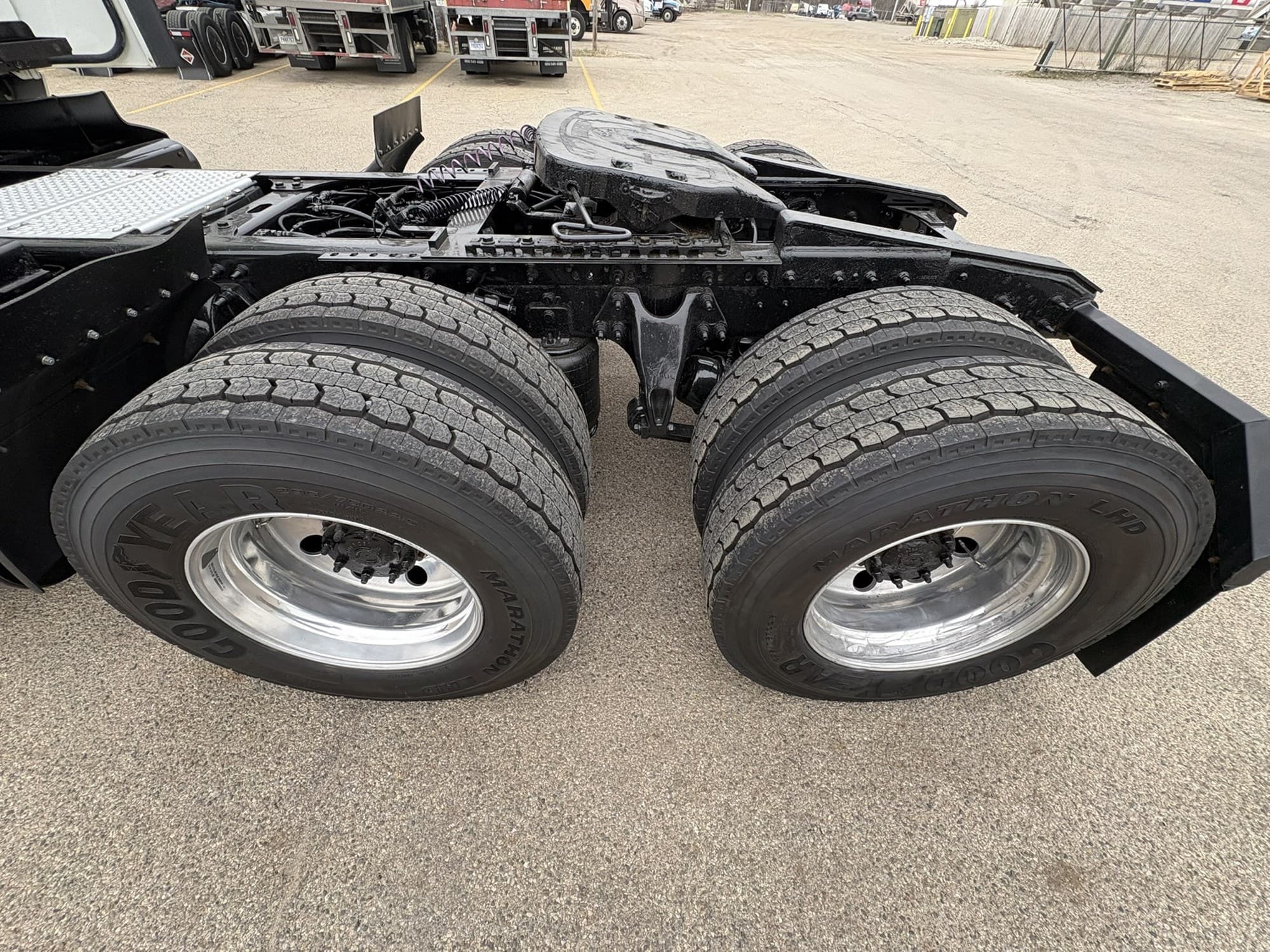 2021 International LT — photo 8