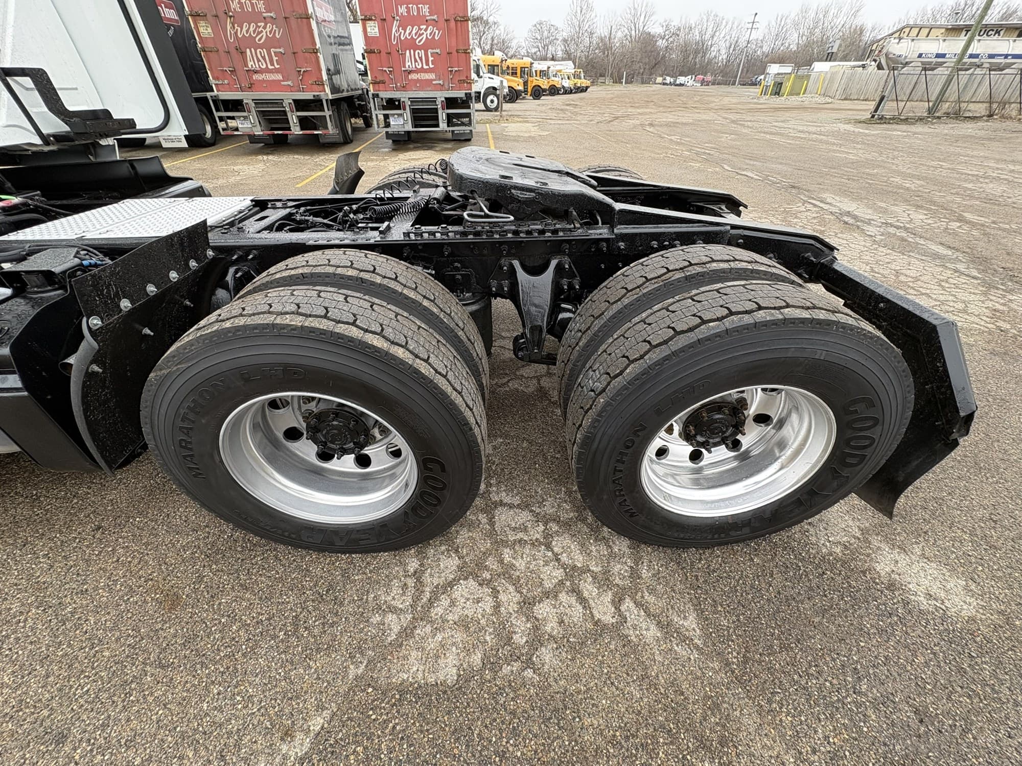 2021 International LT — photo 8