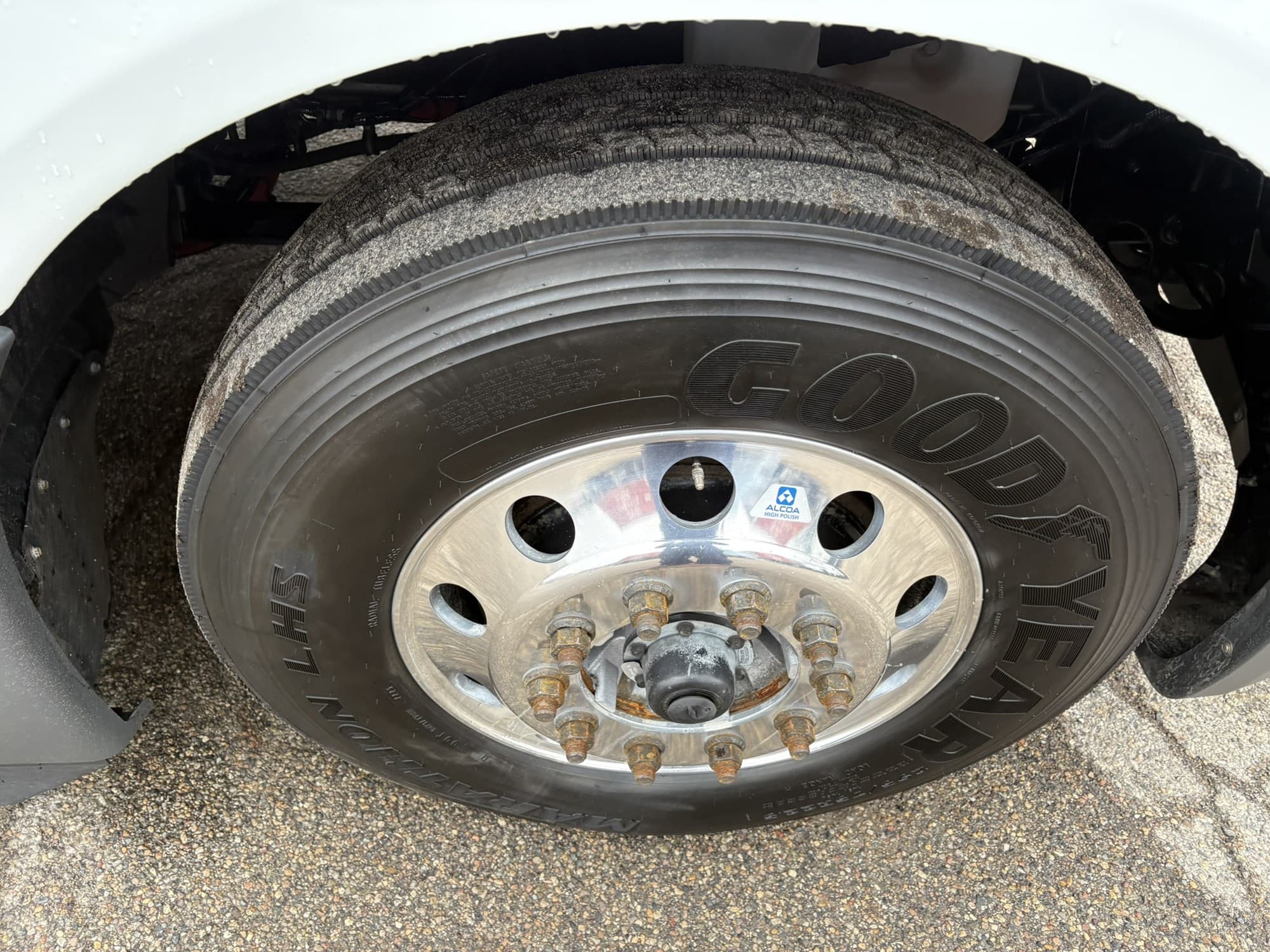 2021 International LT — photo 10