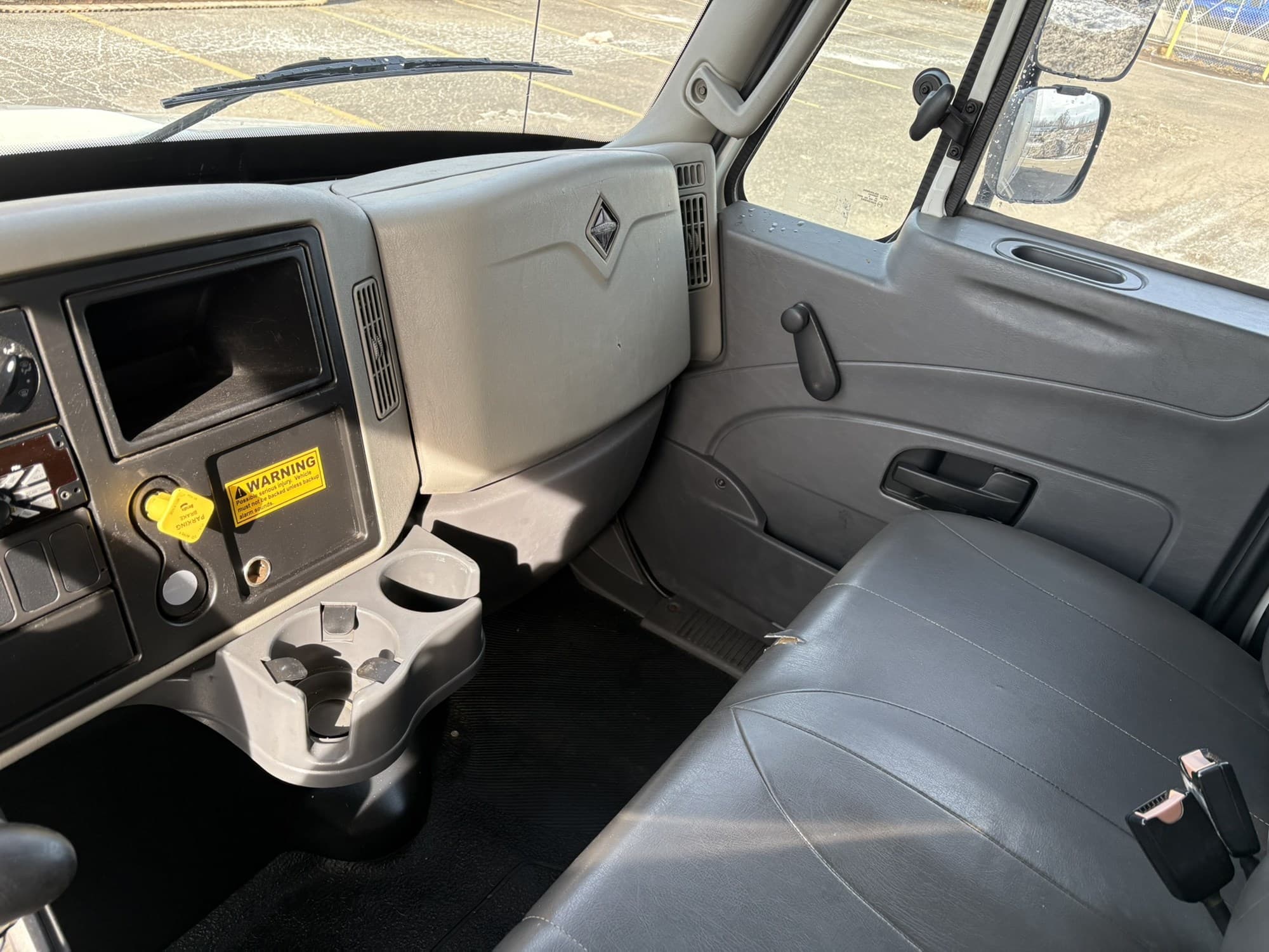 2019 International 4300 — photo 17