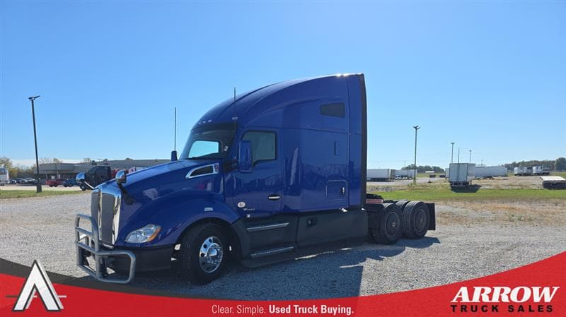 2021 Kenworth T680 — photo 1