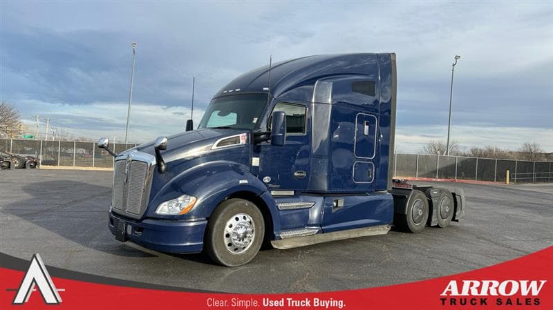 2021 Kenworth T680 — photo 1