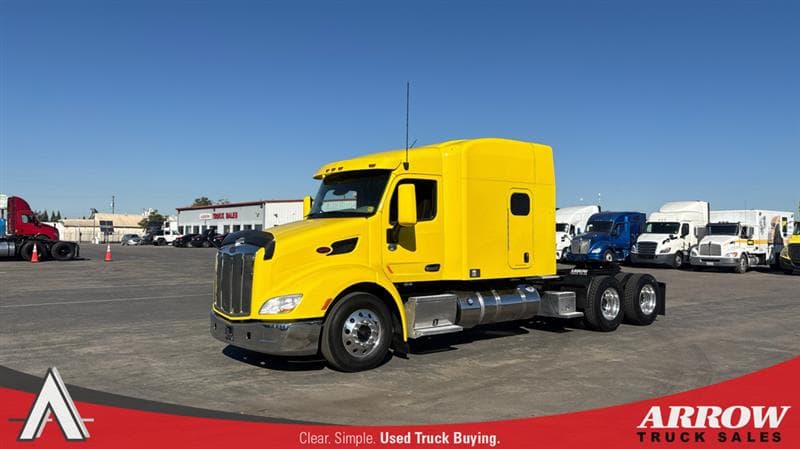 2021 Peterbilt 579 — photo 1