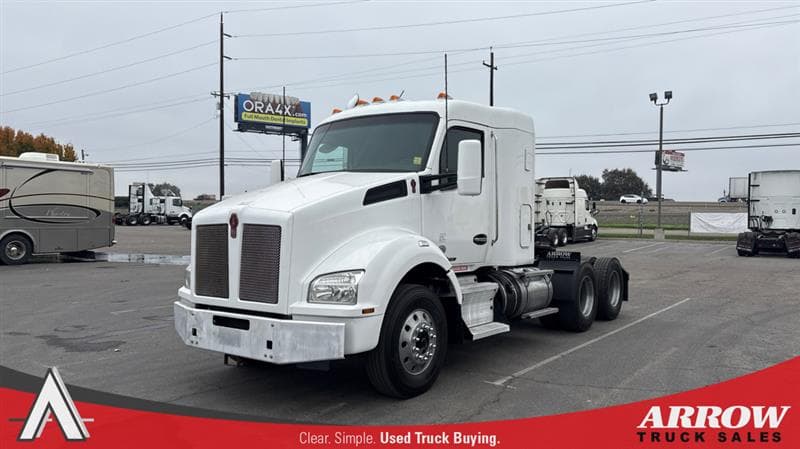 2020 Kenworth T880 — photo 1
