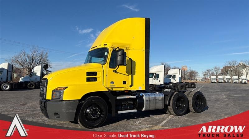 2022 Mack Anthem — photo 1