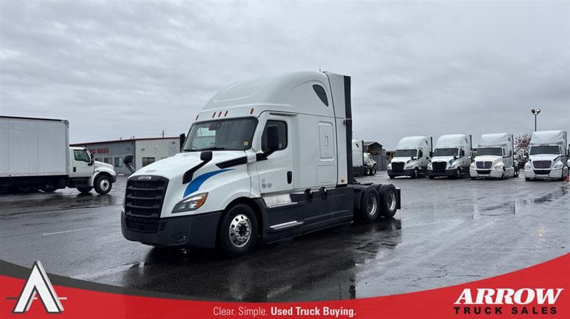 2021 Freightliner Cascadia — photo 1
