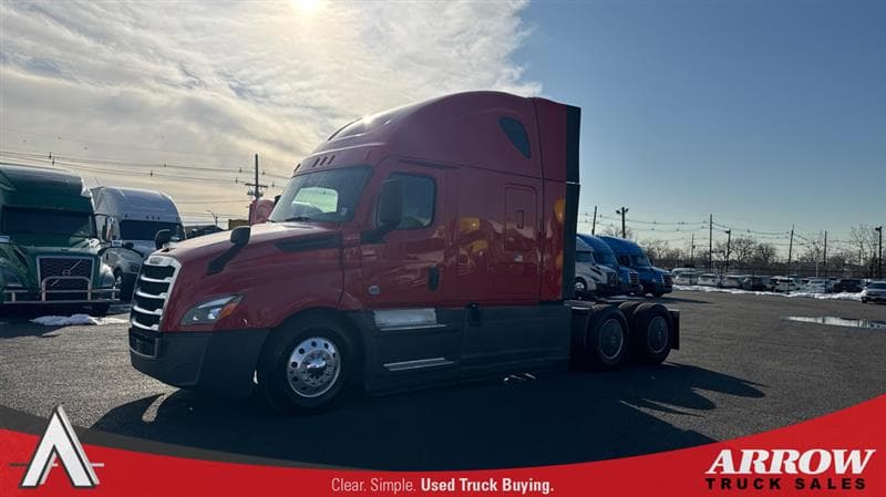 2022 Freightliner Cascadia — photo 1