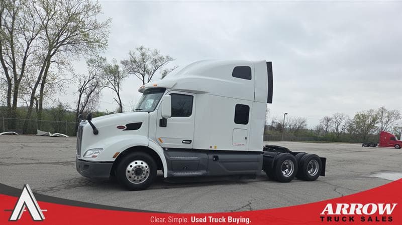 2020 Peterbilt 579 — photo 1