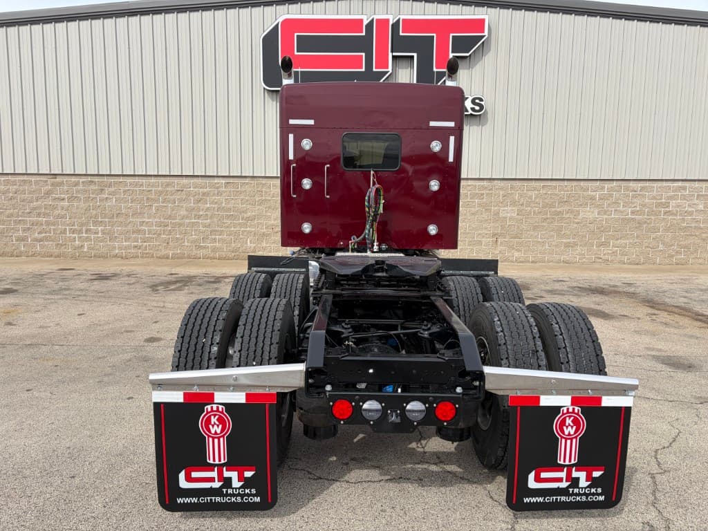 2027 Kenworth W900 — photo 5