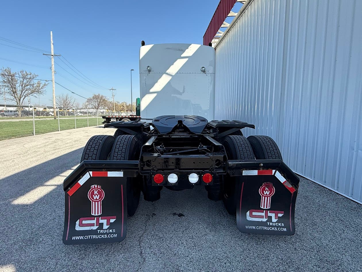 2019 Kenworth T800 — photo 5