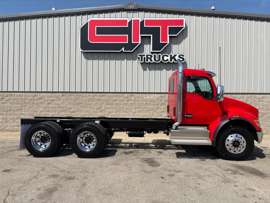 2027 Kenworth T480 — photo 4