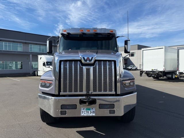 2022 Western Star 49X — photo 8