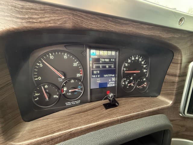 2023 Western Star 49X — photo 11