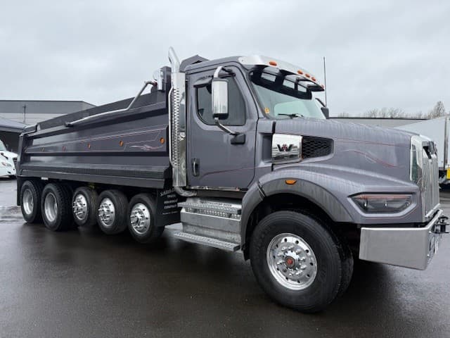 2023 Western Star 49X — photo 3