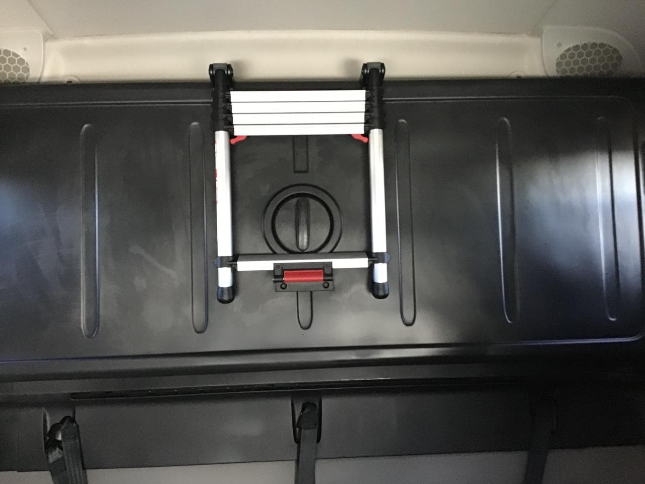 2020 Freightliner Cascadia — photo 8