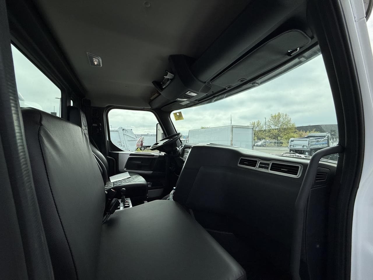 2025 Western Star 47X — photo 7