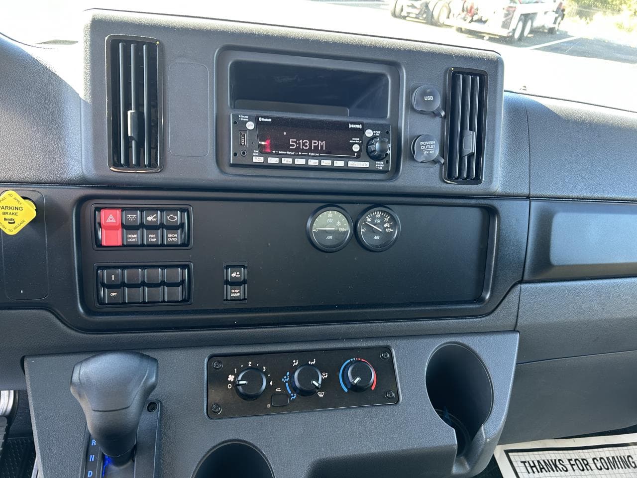 2025 Freightliner M2 106 — photo 8