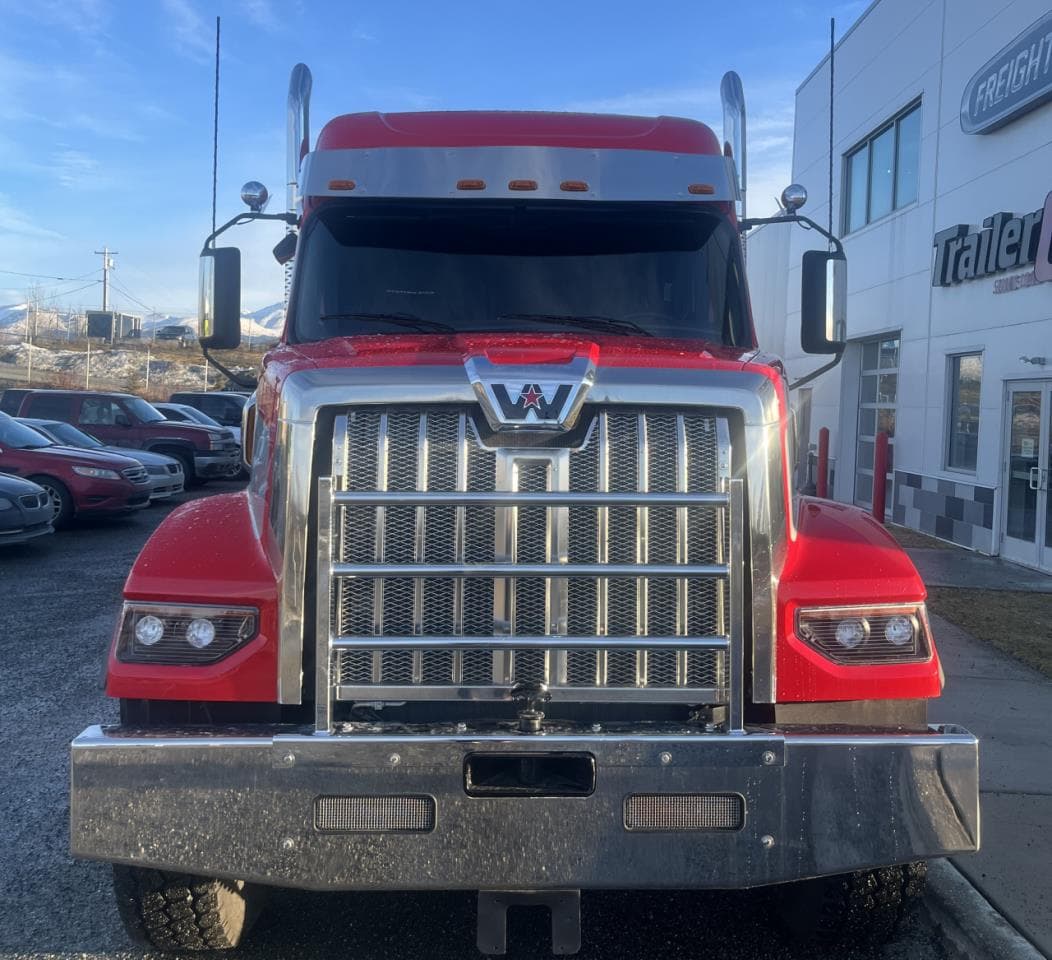 2025 Western Star 49X — photo 3