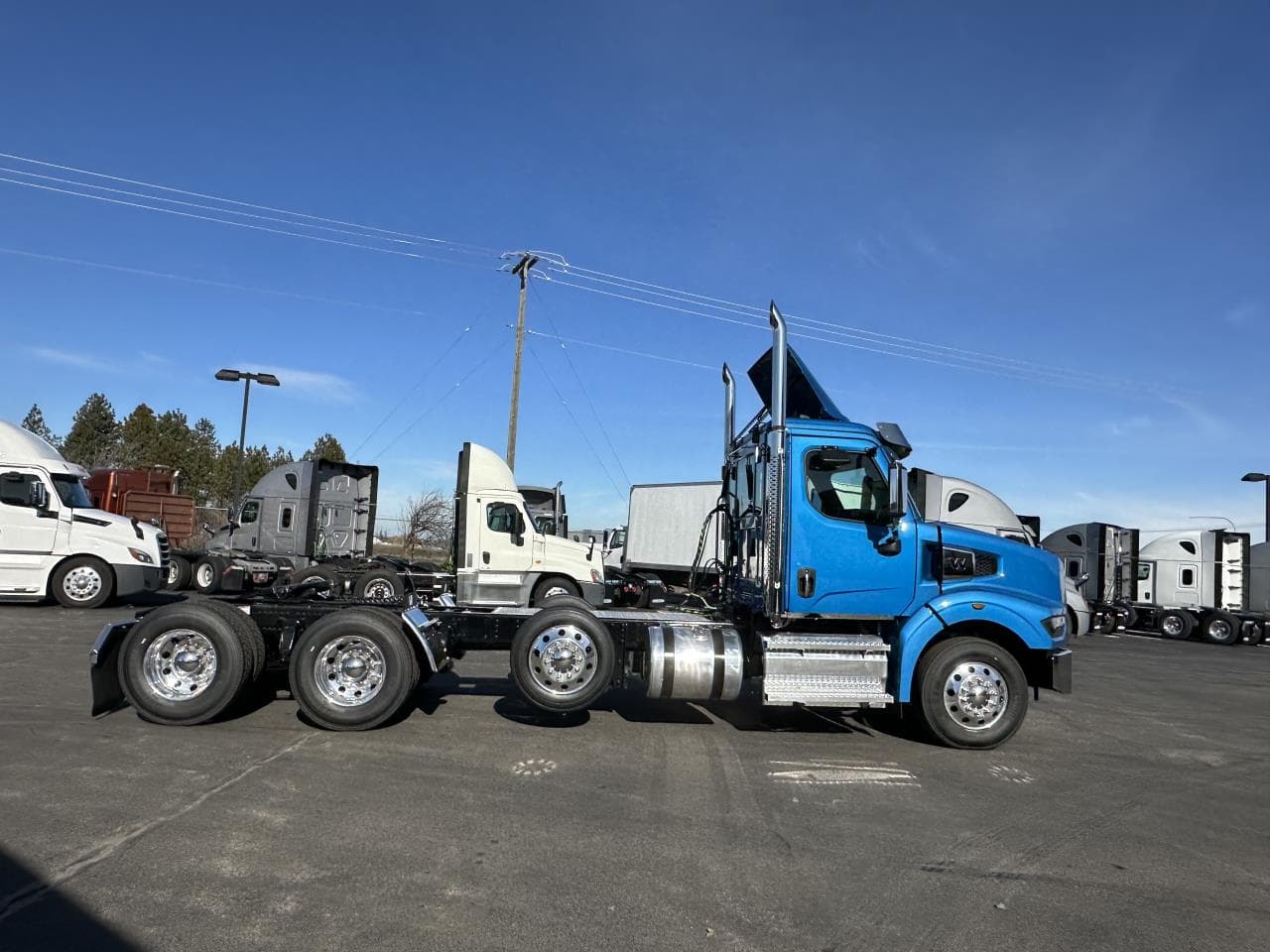 2025 Western Star 49X — photo 6