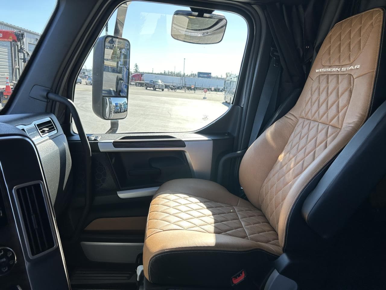 2025 Western Star 49X — photo 5