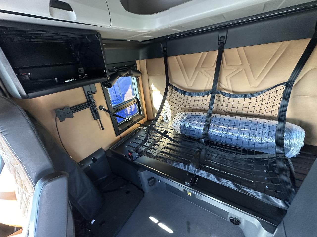 2025 Western Star 49X — photo 10