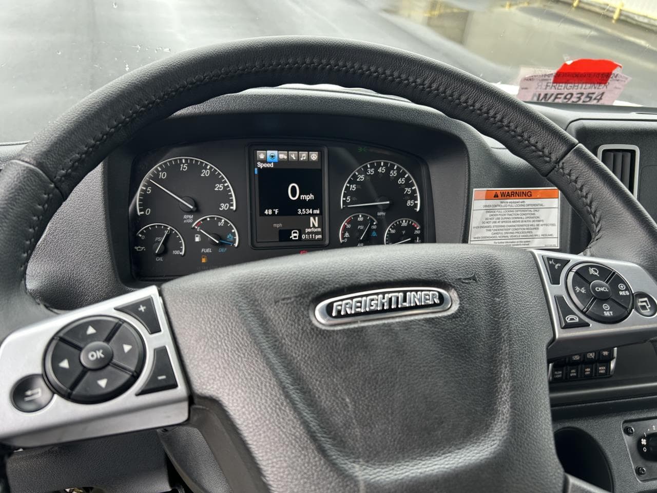 2025 Freightliner 114SD — photo 11