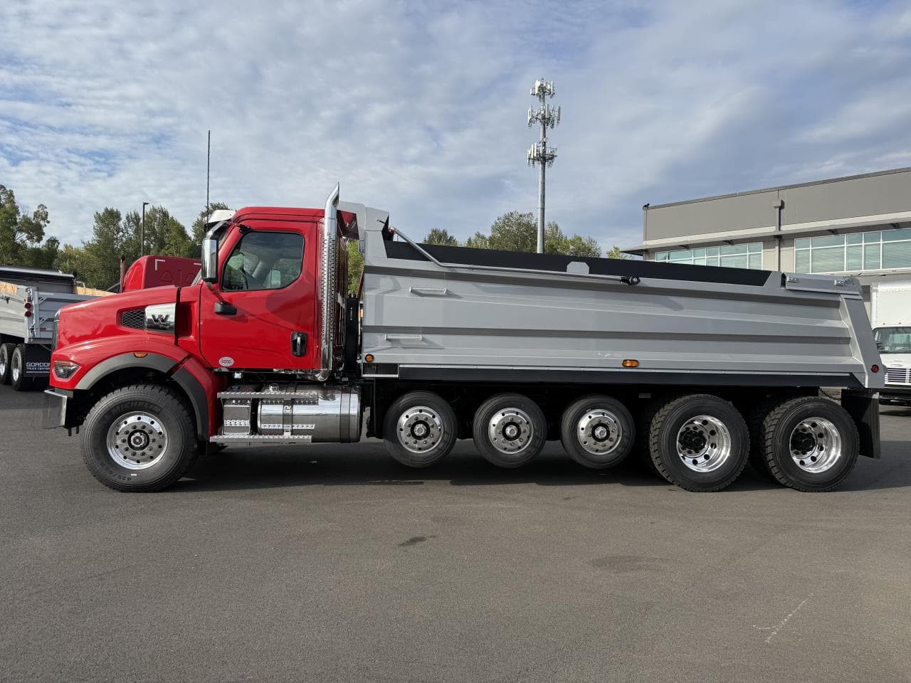 2025 Western Star 49X — photo 4