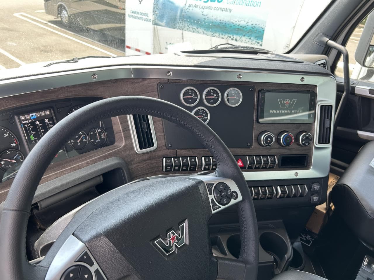 2026 Western Star 47X — photo 8