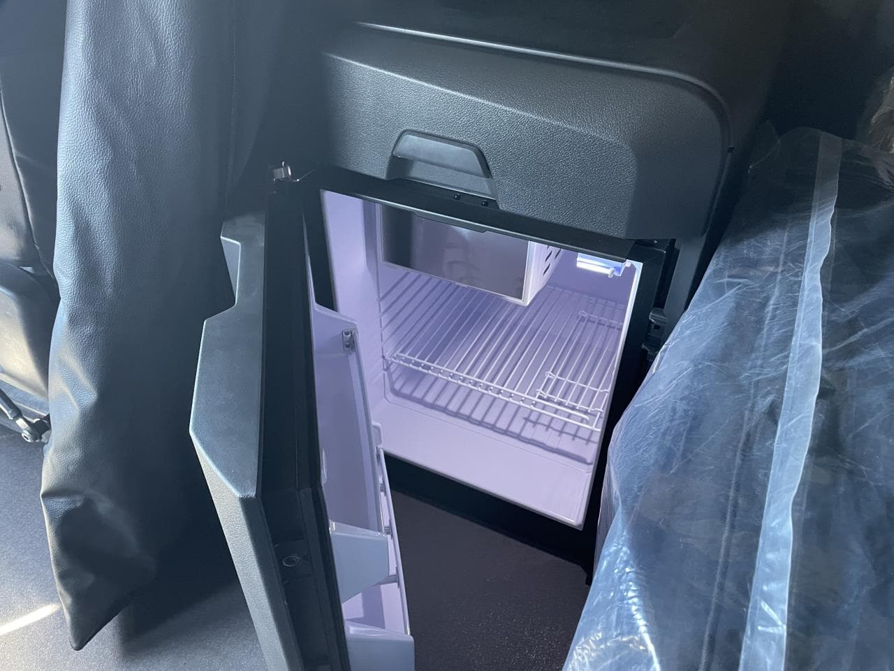 2026 Freightliner Cascadia — photo 8