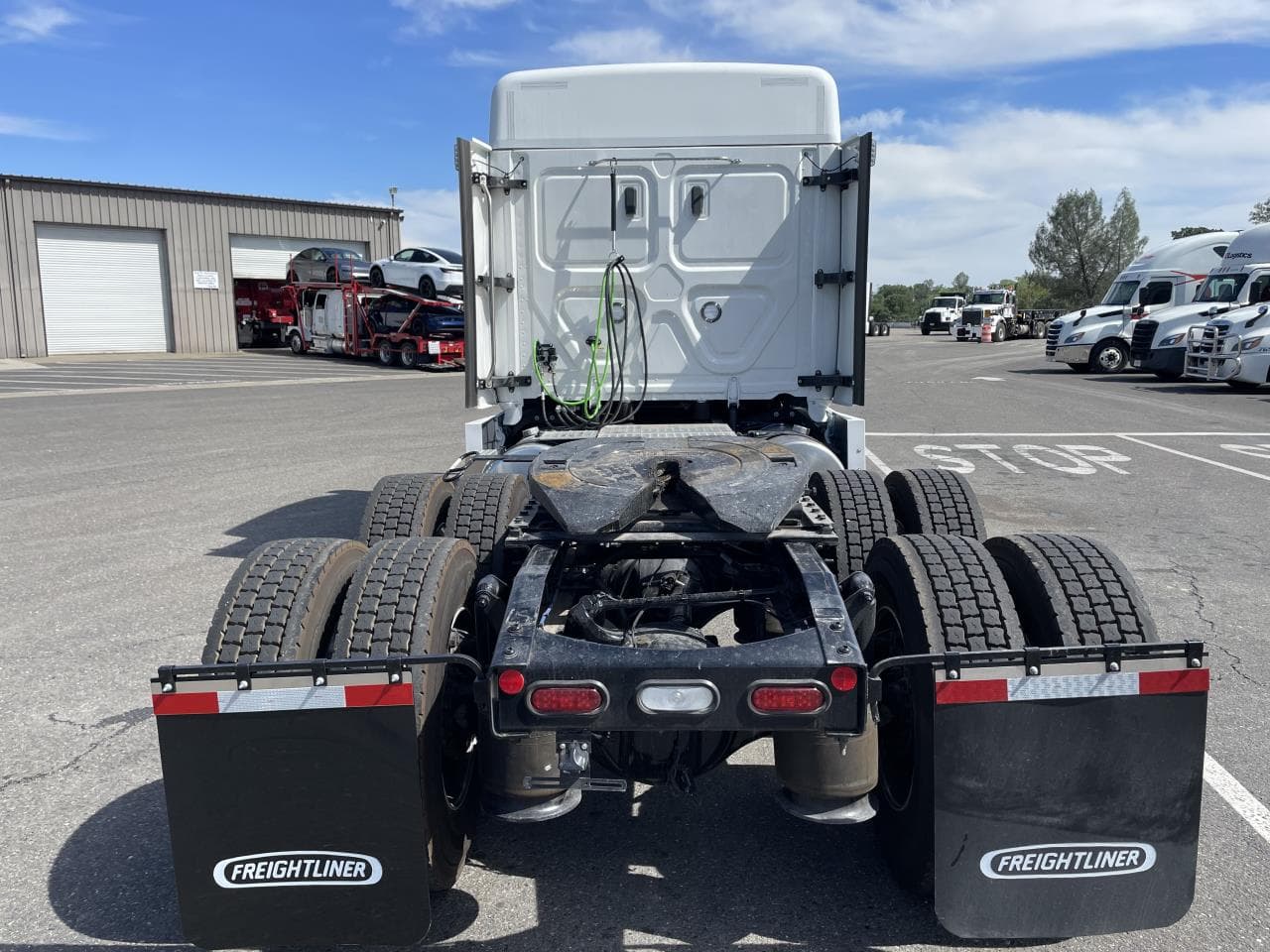 2026 Freightliner Cascadia — photo 5