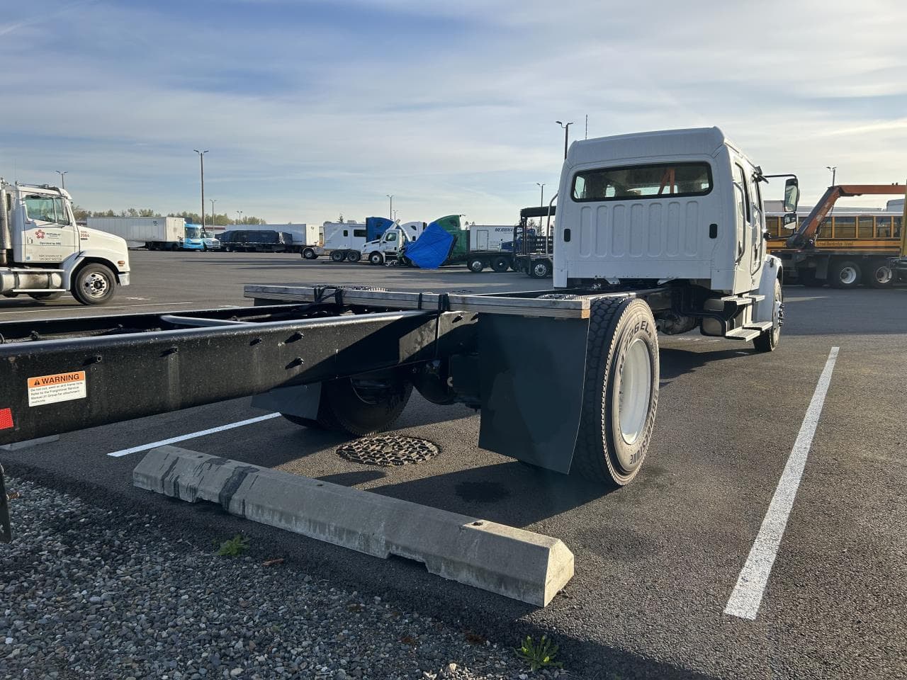 2024 Freightliner M2 106 — photo 5