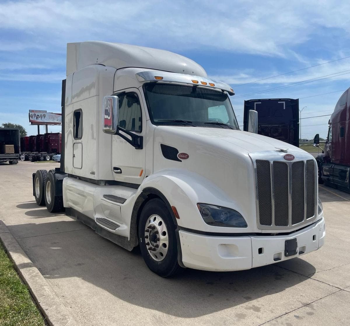 2019 Peterbilt 579 — photo 1