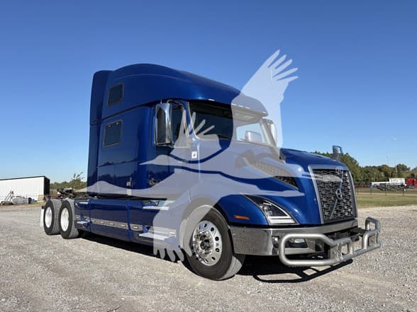 2023 Volvo VNL 860 — photo 3