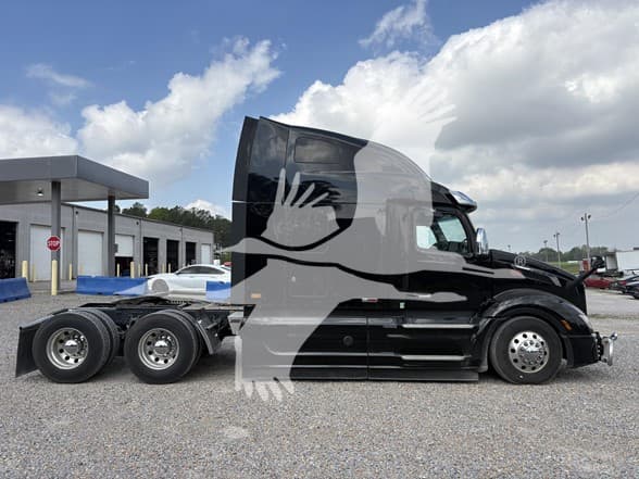 2024 Peterbilt 579 — photo 4