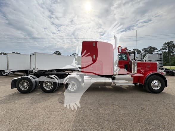 2024 Peterbilt 389 — photo 4