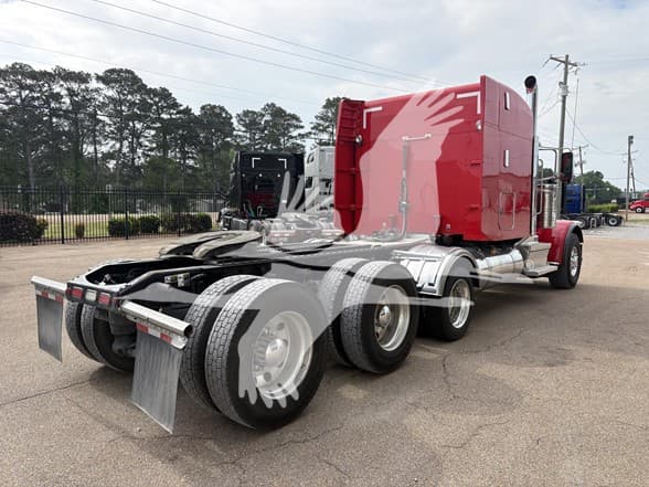 2024 Peterbilt 389 — photo 5