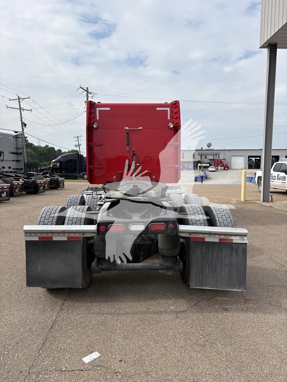 2024 Peterbilt 389 — photo 6