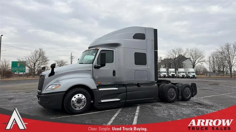 2022 International LT