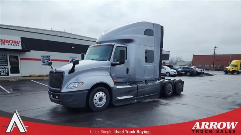 2022 International LT